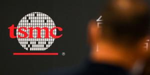 تحسباً لـ"عودة ترمب".. TSMC تعلق تزويد الصين بشرائح الذكاء الاصطناعي المتقدمة - سعودي فايف