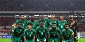 جماهير المنتخب السعودي تفتح النار على حكم مباراة إندونيسيا - سعودي فايف