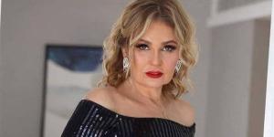 يسرا تستعيد ذكرياتها مع عمر الشريف وتحتفي بتكريمها في "جولدن جلوب"