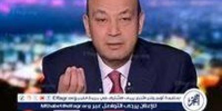 أديب عن سعر الدولار: "في ناس لبست جاكيت الإنقاذ.. وده مش وقته"