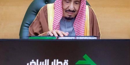 خادم الحرمين الشريفين يفتتح مشروع «قطار الرياض» - سعودي فايف