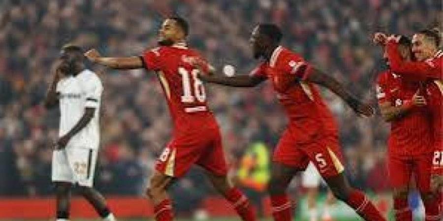 موعد مباراة ليفربول وأستون فيلا في الدوري الإنجليزي