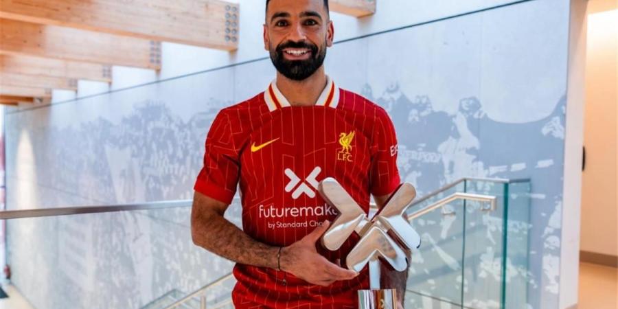 محمد صلاح يفوز بجائزة لاعب أكتوبر في ليفربول ويصرّح: ما أفعله صعب