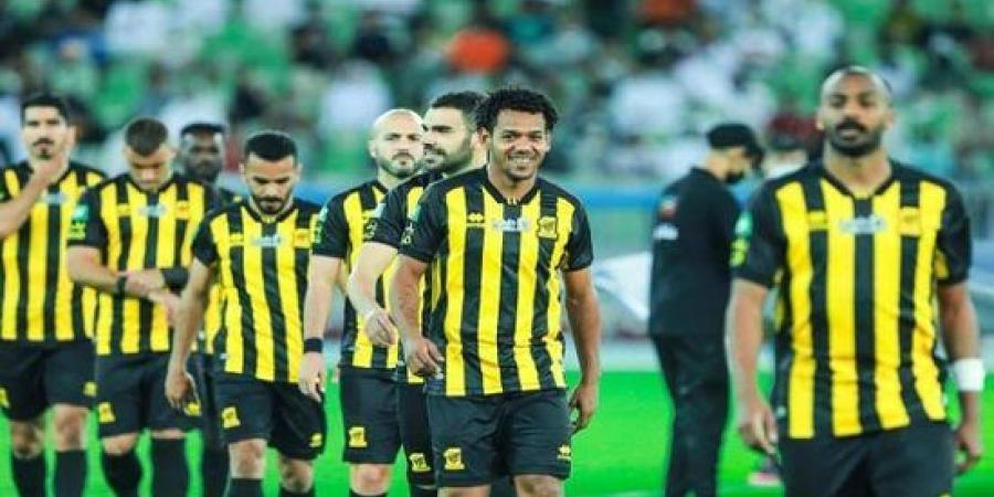 الاتحاد يتصدر الدوري السعودي مؤقتا بفوز سهل على العروبة