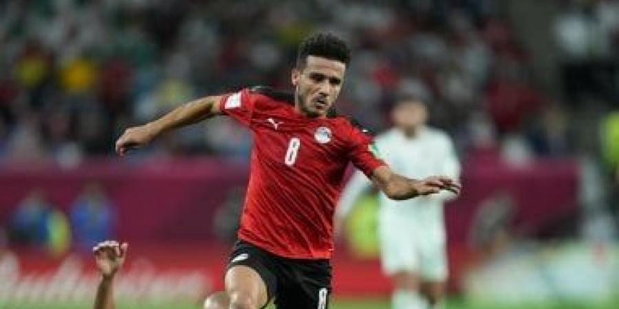 مصطفى فتحى يرتدى شارة كابتن منتخب مصر أمام الرأس الأخضر - سعودي فايف