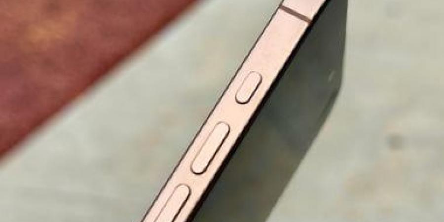 كم سيبلغ سمك هاتف iPhone 17 Air؟ .. لن يحقق آمال أبل - سعودي فايف