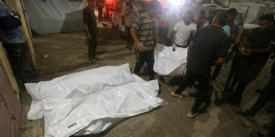 استشهاد 3 فلسطينيين في قصف للاحتلال على جنوب غزة