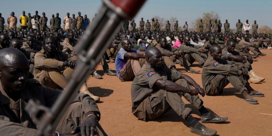 جنوب السودان.. تبادل إطلاق النار بين حرس الرئاسة ومسؤول أمني سابق أثناء اعتقاله - سعودي فايف