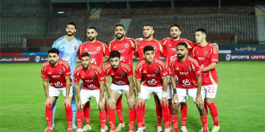 لاعب الأهلي يغيب أمام البنك الأهلي في الدوري المصري