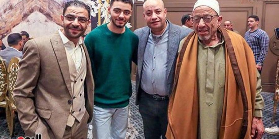 ‎بحضور نجوم السياسة والمجتمع.. الزميل محمد السيد الشاذلى يحتفل بزفافه شقيقته - سعودي فايف