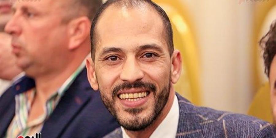 ‎بحضور نجوم السياسة والمجتمع.. الزميل محمد السيد الشاذلى يحتفل بزفاف شقيقته - سعودي فايف