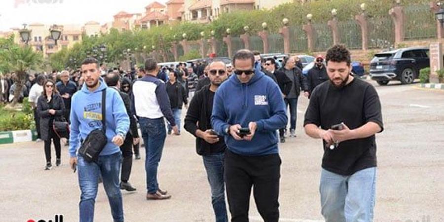 تشييع جنازة محمد رحيم بحضور نجوم الفن - سعودي فايف