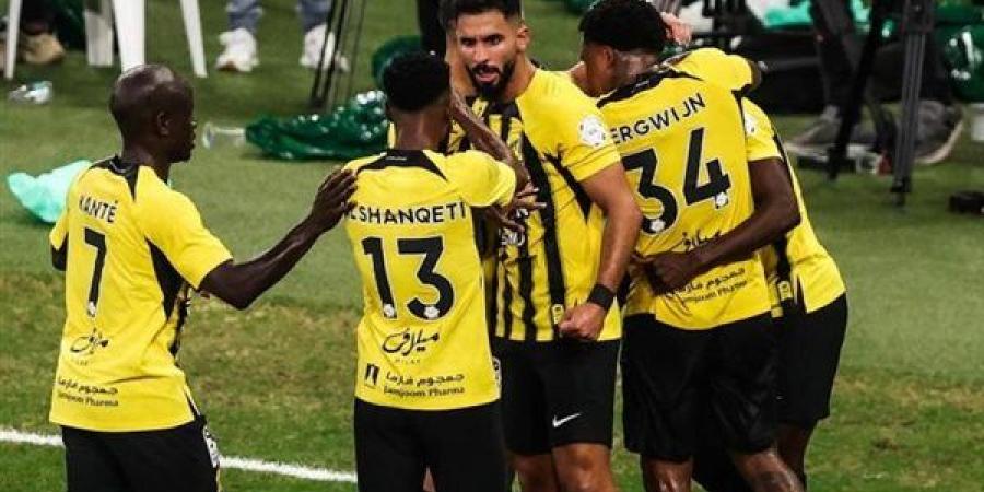 مواعيد مباريات في الدوري السعودي اليوم.. موعد مباراة الاتحاد والفتح