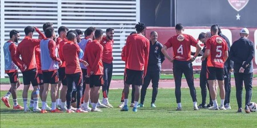 الأهلي بالزي الأساسي أمام ستاد أبيدجان في دوري أبطال إفريقيا - سعودي فايف