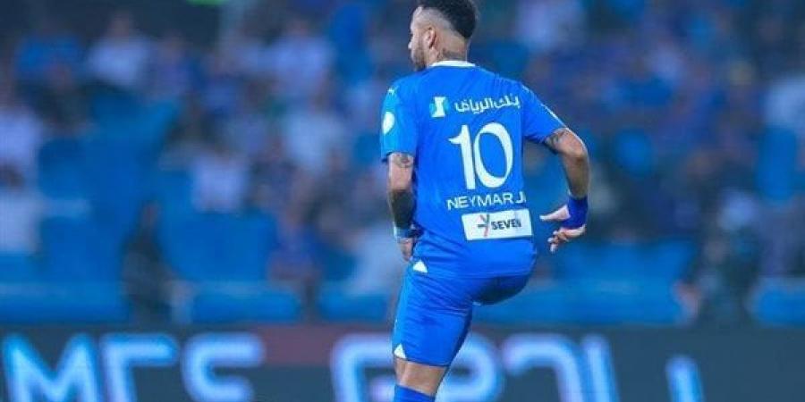 والد نيمار: رغبة الهلال السعودي في المنافسة على كأس العالم للأندية دفعته لعدم التخلي عن اللاعب - سعودي فايف