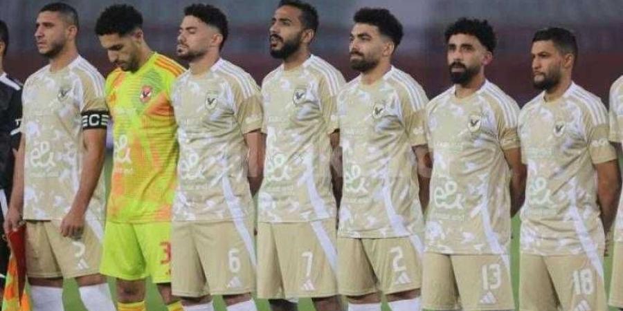 الأهلي يختتم تدريباته ويطير اليوم لجنوب أفريقيا لملاقاة أورلاندو