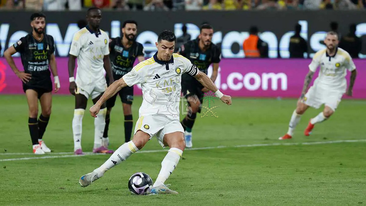 الدون يبهر جمهور العالمي.. رونالدو يخطف الأنظار بلقطة وفاء قبل لقاء الخليج
