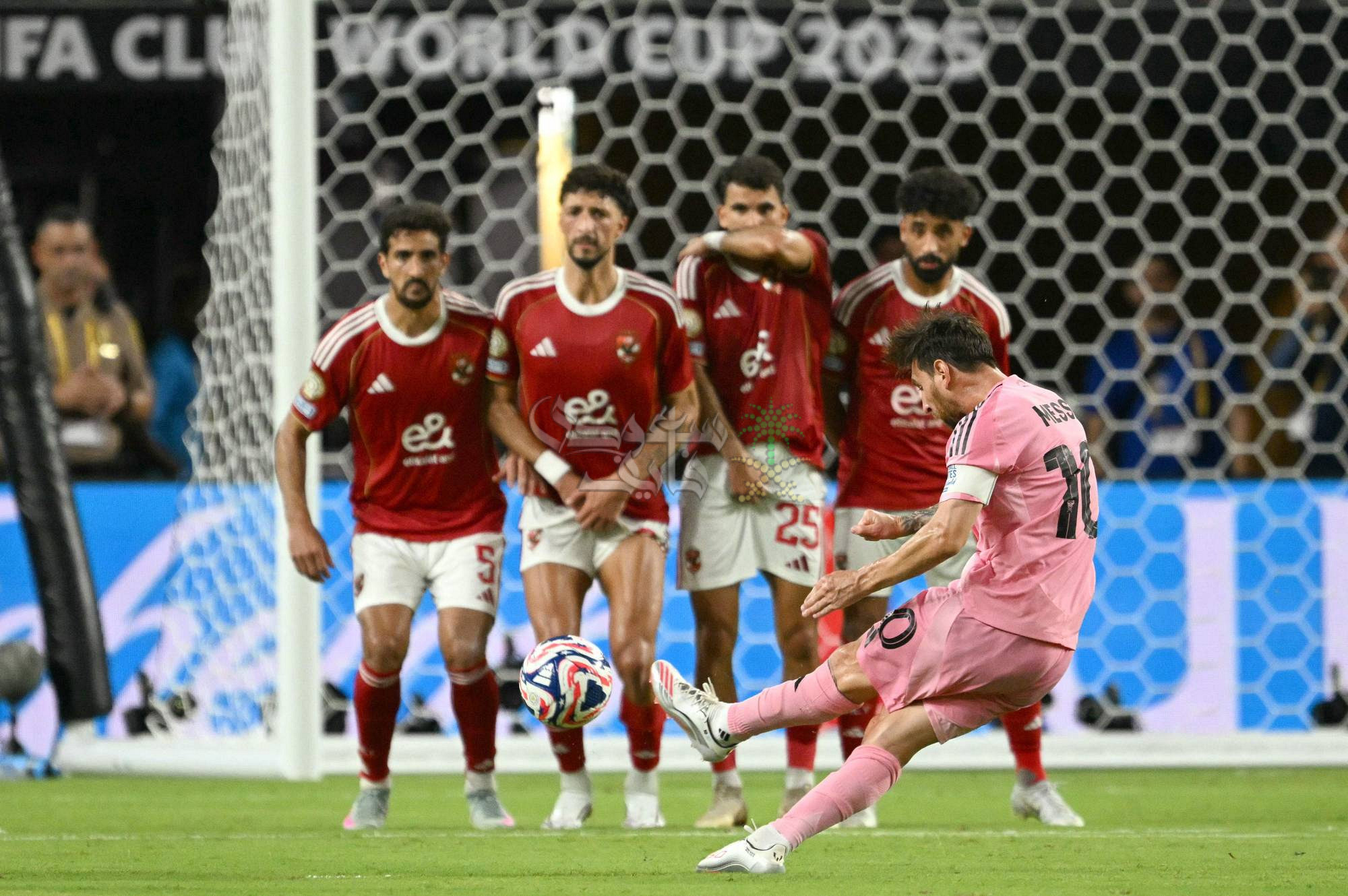 عاجل.. أزمة خانقة في معسكر الأهلي بكأس العالم للأندية بعد التعادل مع انتر ميامي