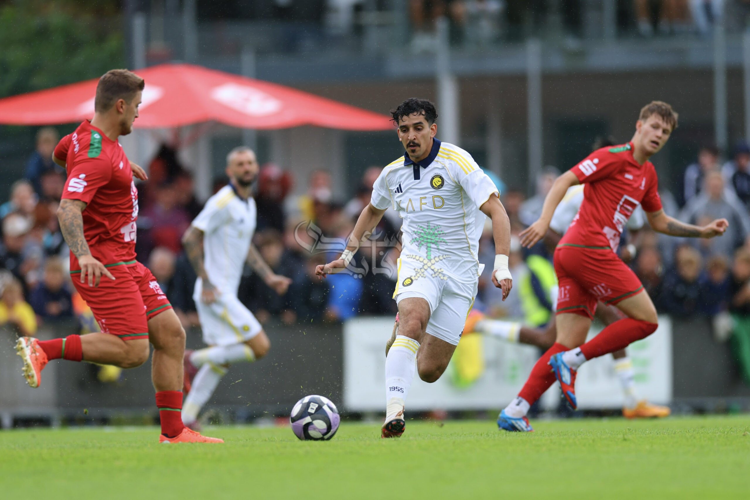 النصر ويوهان.. خطأ غريب يكلف كتيبة جيسوس هدفًا والعالمي يعود بثنائية