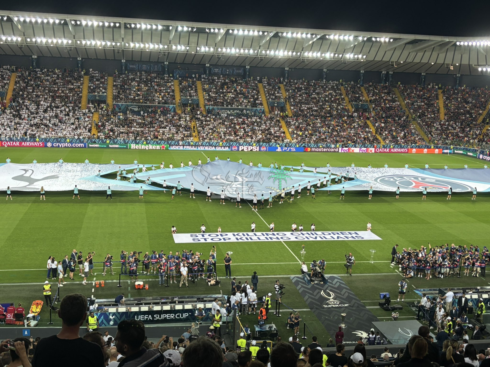 نتيجة مباراة باريس سان جيرمان ضد توتنهام في كأس السوبر الأوروبي