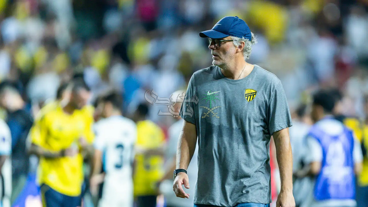 عاجل.. اتحاد جدة يعلن اقالة لوران بلان ويعين بديلًا مؤقتًا