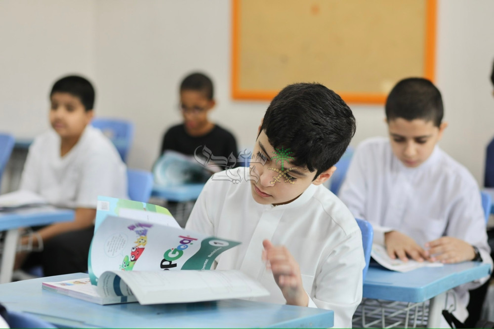 بدء تنفيذ قرار نقل طلاب الصف الثالث الابتدائي من مدارس البنات إلى البنين