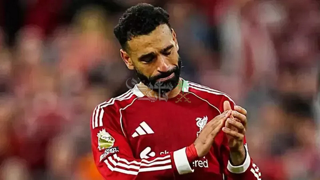 إيكو: محمد صلاح يواجه مرحلة تساؤلات غير مسبوقة في ليفربول.. وبداية تسليم الراية