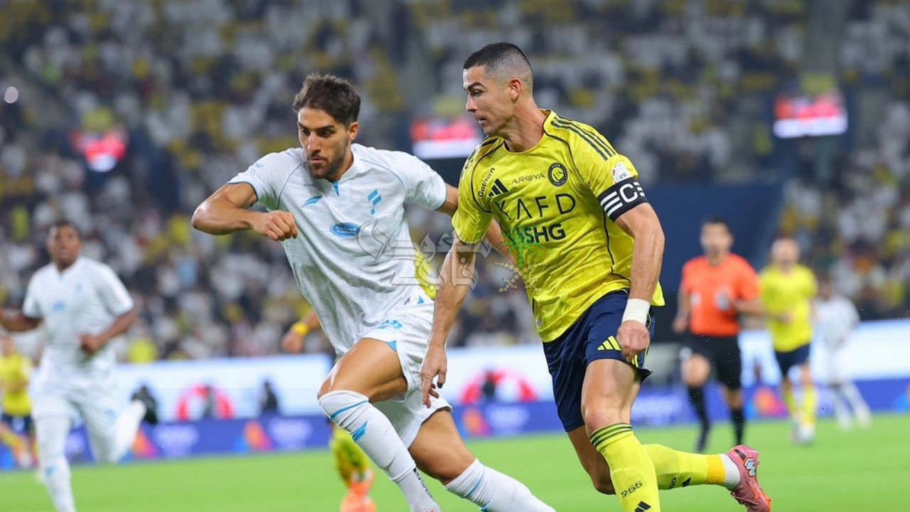 عاجل.. رونالدو يغادر الملعب غاضبًا بين شوطي مباراة النصر ضد الفتح