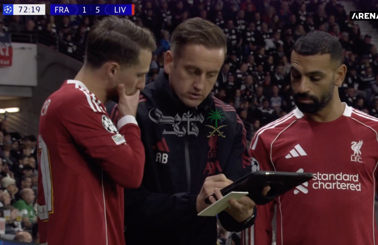 تقييم محمد صلاح في مباراة آينتراخت ضد ليفربول بدوري أبطال أوروبا 2025