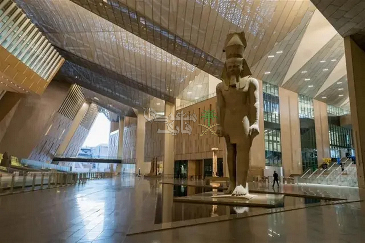 موعد افتتاح المتحف المصري الكبير والقنوات الناقلة