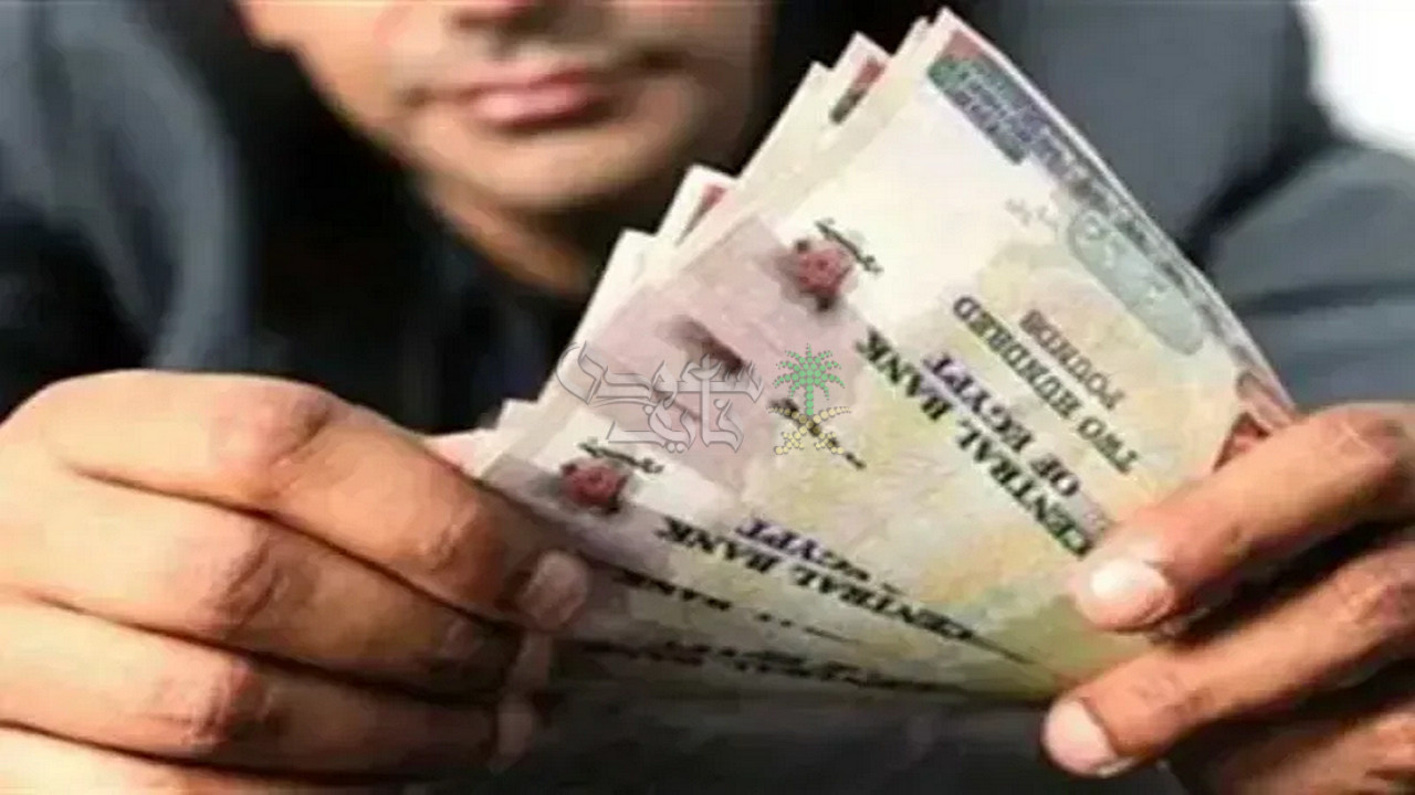 اعرف مرتبك الجديد.. قرار حكومي عاجل يصدم جميع الموظفين | والتطبيق يبدأ في هذا الموعد