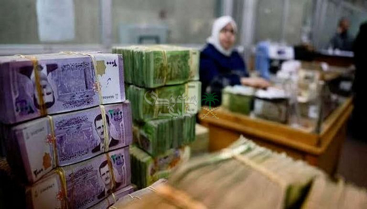 الاخضر ولع.. سعر الدولار مقابل الليرة السورية اليوم الاثنين 24-11-2025