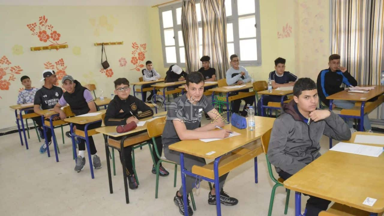 ما هي حقيقة تأجيل اختبارات الفصل الأول في الجزائر 2025؟.. التفاصيل كاملة